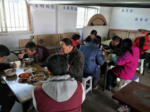 小餃子 大包容