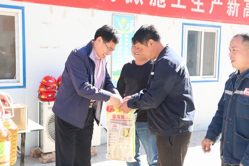 司正林深入礦建二公司車村項(xiàng)目部、天工瑞能項(xiàng)目部走訪慰問