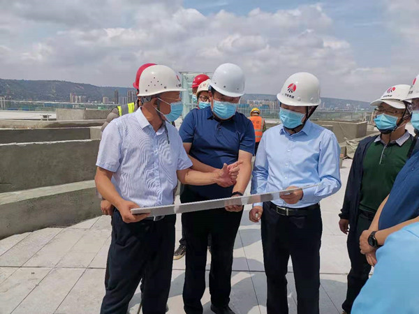 彬州市市長陳加寶蒞臨陜煤建設(shè)咸陽分公司銀西高鐵彬州站前廣場(chǎng)項(xiàng)目調(diào)研指導(dǎo)
