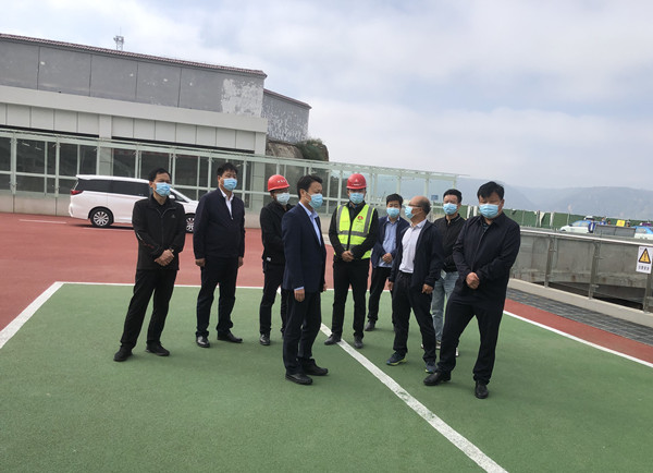 彬州市市長陳加寶、副市長馮永勝蒞臨銀西高鐵彬州站前廣場(chǎng)項(xiàng)目調(diào)研指導(dǎo)