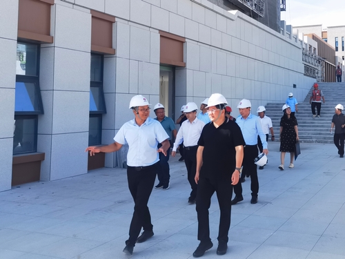 陜西省審計(jì)廳黨組成員、副廳長(zhǎng)牟軍利一行蒞臨中共榆林市委黨校新校區(qū)建設(shè)項(xiàng)目檢查指導(dǎo)工作