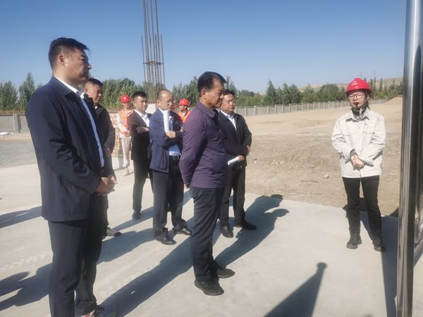 伊寧市委書(shū)記李偉蒞臨陜煤建設(shè)天工公司承建的伊寧市儲(chǔ)煤中心基地建設(shè)項(xiàng)目調(diào)研檢查指導(dǎo)工作