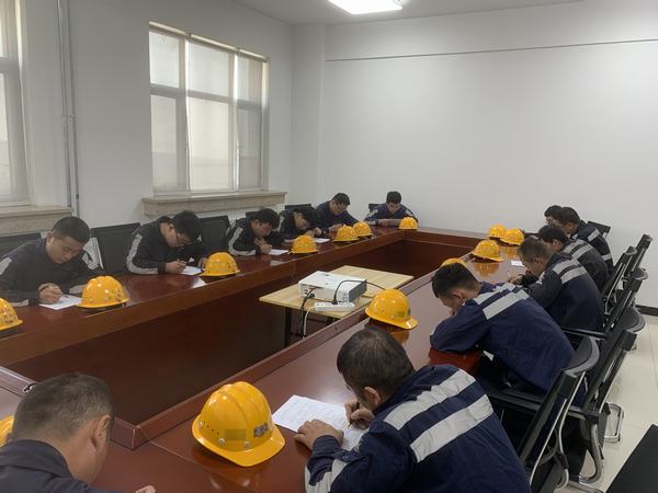 陜煤建設洗選煤運營公司神渭首端運營項目部：多措并舉保生產(chǎn)，齊抓共管守安全