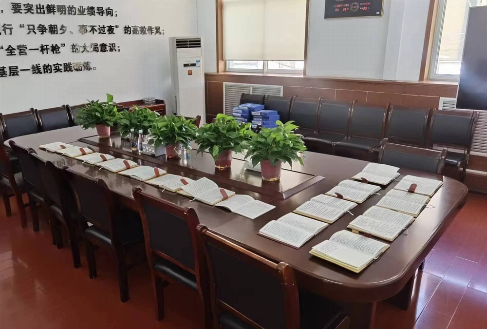陜煤建設(shè)機(jī)電安裝公司：學(xué)習(xí)筆記“曬”出來，學(xué)風(fēng)建設(shè)“展”風(fēng)采