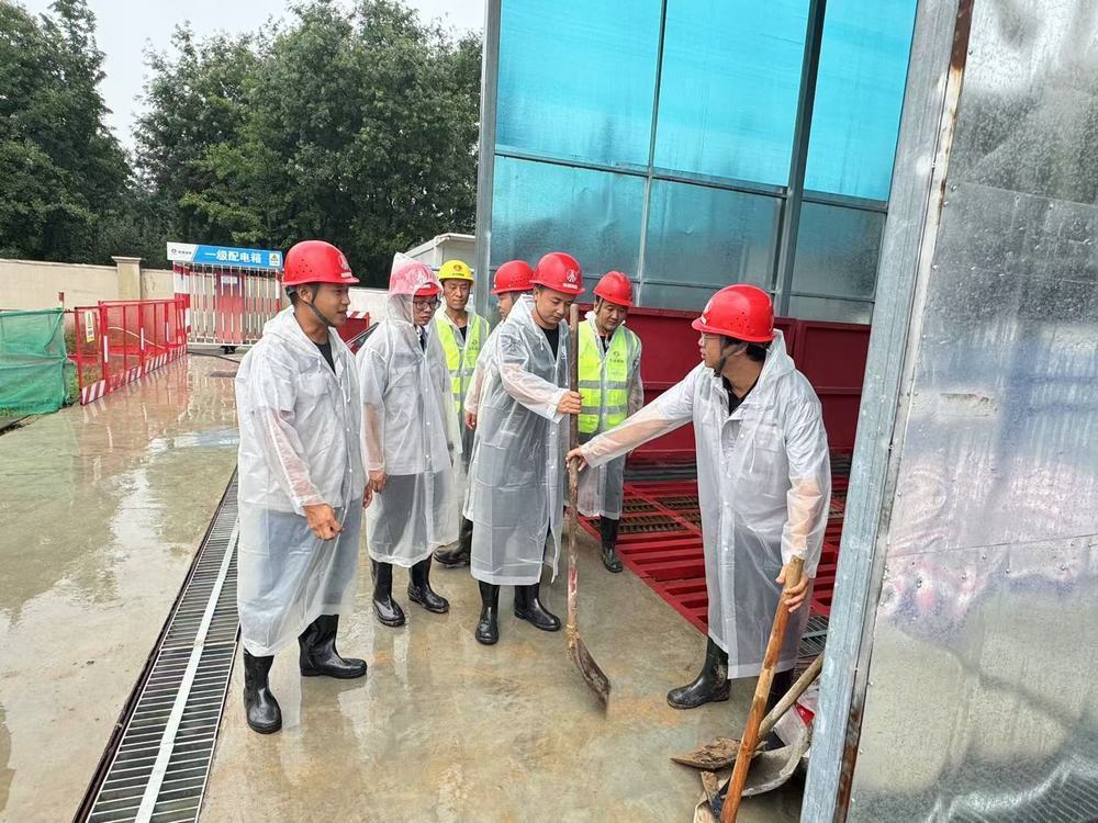 陜煤建設(shè)天工公司土建第二十七項(xiàng)目部：“汛”速行動(dòng)，嚴(yán)守雨季安全線(xiàn)