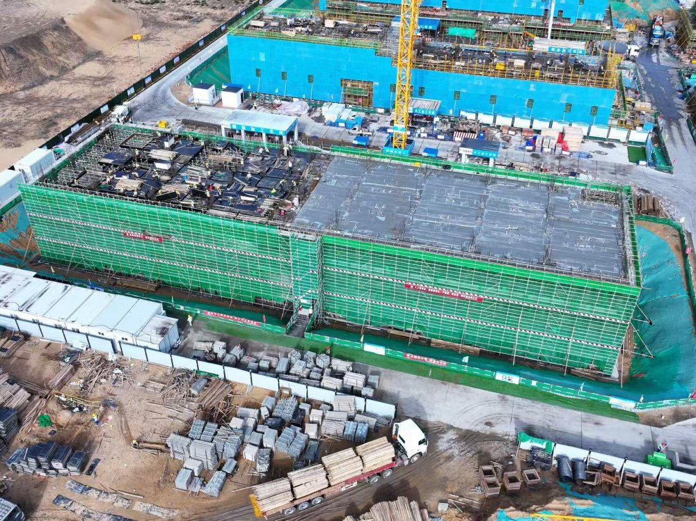 戰(zhàn)荒漠、搶節(jié)點！陜煤建設(shè)天工公司土建第五項目部以“鐵軍擔當”推進榆林化學二期建設(shè)