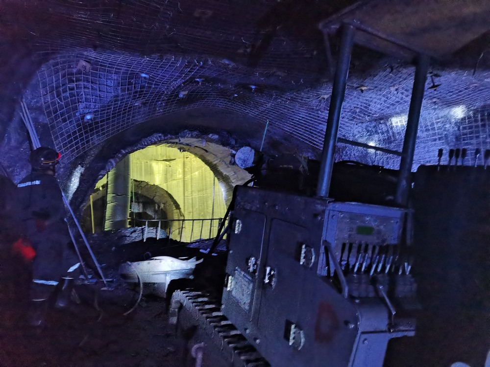  捷報！陜煤建設礦建二公司郭家灘項目部關鍵工程安全順利貫通