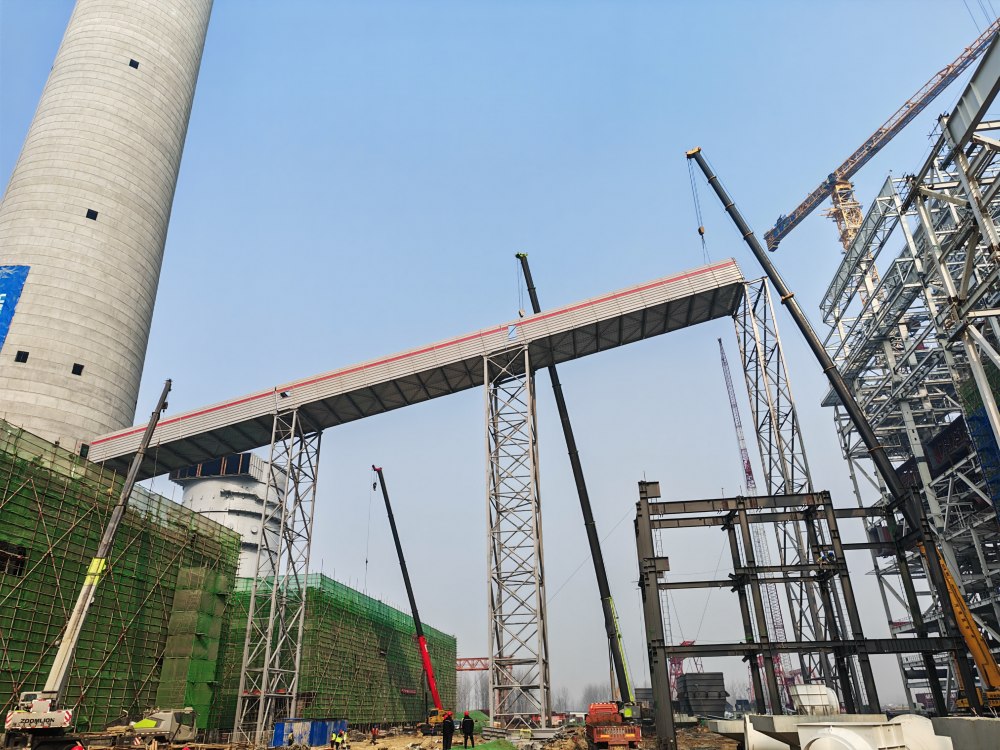 突破“空中走廊”！陜煤建設韓城分公司土建十六項目部承建的陜煤信陽超超臨界工程裝配式輸煤棧橋建設再傳捷報