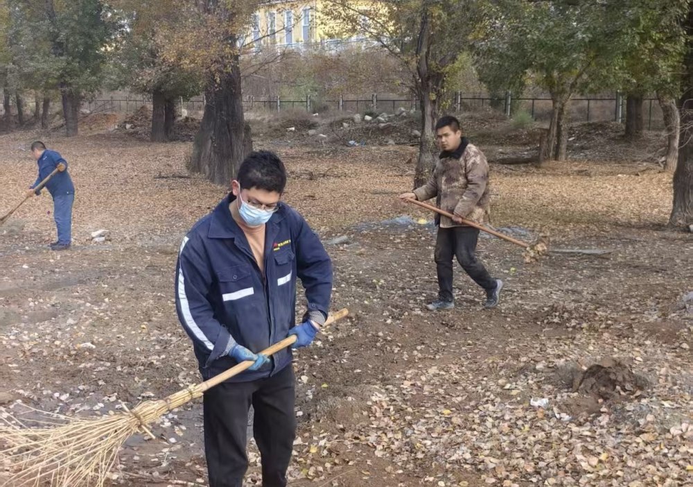 陜煤建設(shè)煤礦運(yùn)營(yíng)服務(wù)分公司:拂塵迎新展新貌 向綠而行啟新程