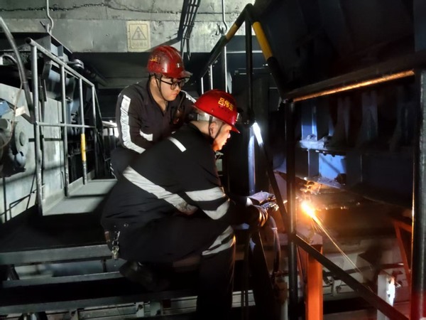 陜煤建設(shè)洗選煤運(yùn)營(yíng)公司澄合山陽(yáng)運(yùn)營(yíng)項(xiàng)目部:新春守崗“不打烊”,匠心護(hù)航“保安康”